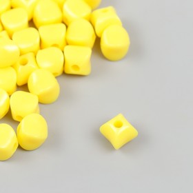 Бусины для творчества пластик "Кубик со сплющенными краями" жёлтый набор 30 гр d=0,8 см