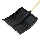 Лопата для уборки снега, пластиковый ковш 410×440 мм, оцинкованная планка, деревянный черенок, «Метель» - Фото 7
