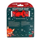 Подарочный набор новогодний «Оленёнок, красная клетка» держатель для соски-пустышки на ленте, носочки - погремушки, Крошка Я - Фото 11