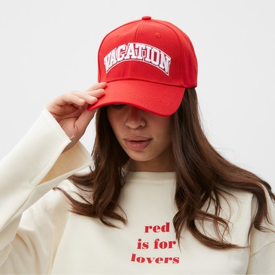 Кепка с вышивкой MIST Vacation, красная на застежке, размер 56-58