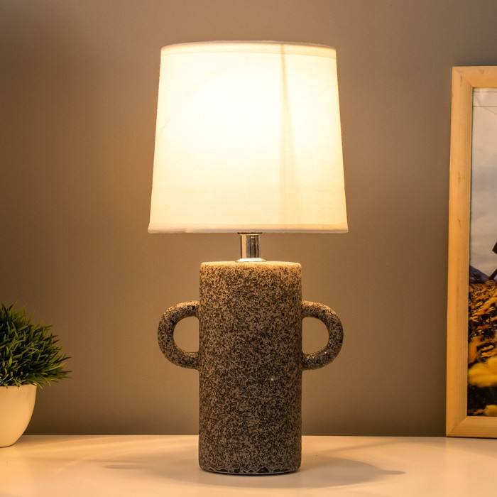 Настольная лампа "Леджо" E14 40Вт серый 15х15х32 см RISALUX - фото 1909377357