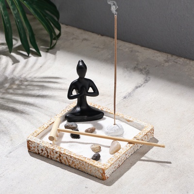 Японский сад камней настольный «Дзен», с подставкой для благовоний, набор аксессуаров,12×12×9.5 см, бетон