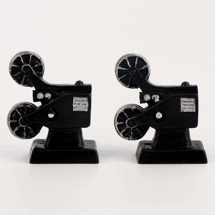 Миниатюра кукольная «Кинокамера», набор 2 шт., размер 1 шт. — 2,6 × 2,3 × 1,5 см - фото 1926889937