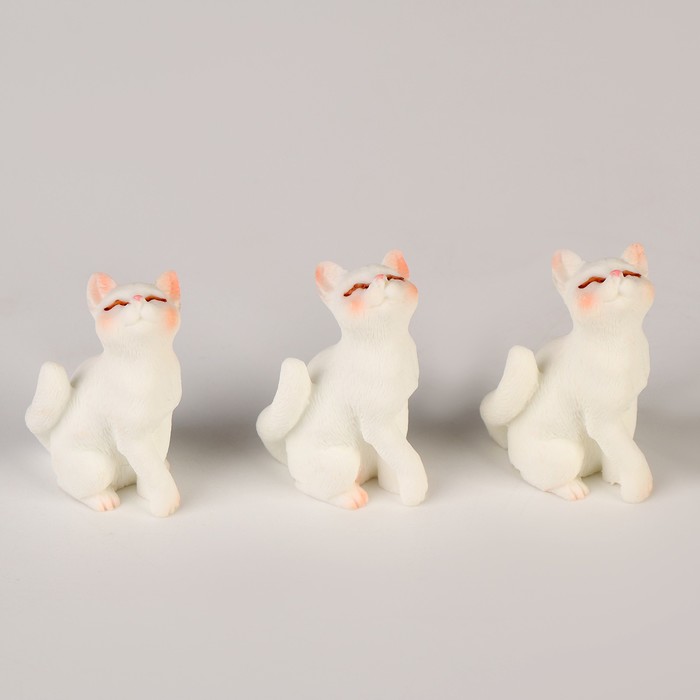Миниатюра кукольная "Милый котик", набор 3 шт, размер 1 шт 1,5*2,4*4 см