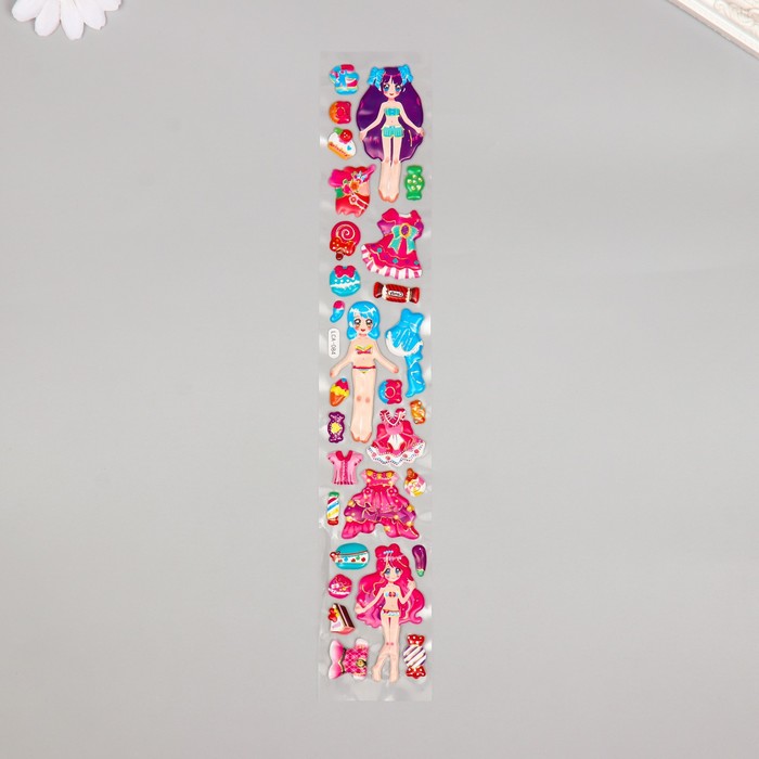 Наклейка пластик объёмные "Девочки и наряды" с золотой обводкой МИКС 33,5х6 см
