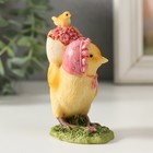 Фигурка полистоун «Курочка в чепчике, несет цыпленка в скорлупе с цветами», 6.5×4×9 см - Фото 4
