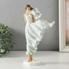 Фигурка полистоун «Девушка с шарфом. Ветер», 14.5×7.5×25 см - Фото 1