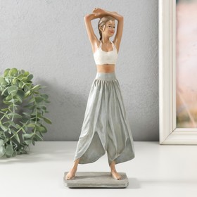 Сувенир полистоун "Девушка, практикующая йогу" 11х6,5х27 см