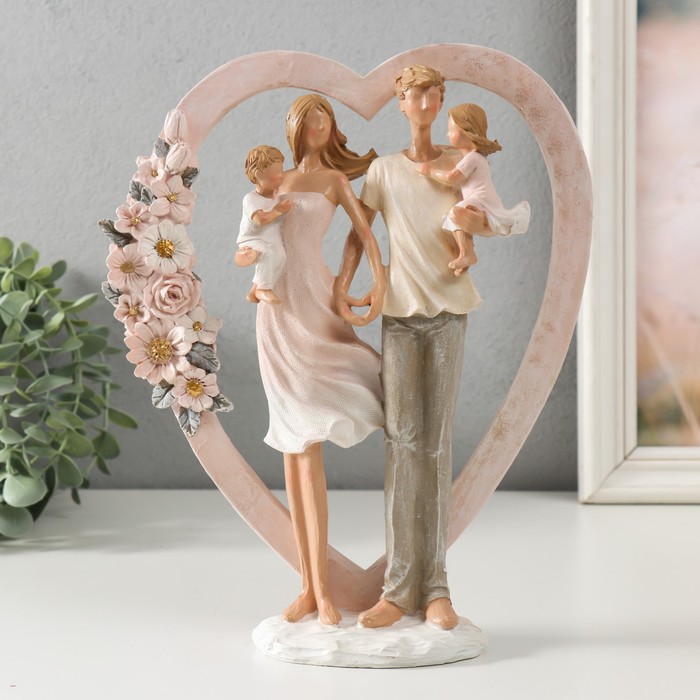 Фигурка полистоун «Семья у сердца с цветами», 22×7×26.5 см - Фото 1