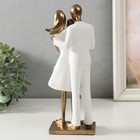 Фигурка полистоун «Папа, мама и дочь», 10×6.5×24.5 см - фото 24671504