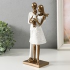 Фигурка полистоун «Папа, мама и дочь», 10×6.5×24.5 см - фото 24671505
