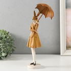 Фигурка полистоун «Зайка в пальто, с зонтом», 10.5×10.5×28 см - фото 33834038