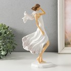 Фигура полистоун «Девушка с шарфом. Ветер», 12.5×7×25.5 см - Фото 2