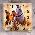 Часы-картина настенные, серия: Животный мир, "Кони", плавный ход, 25 х 25 см - фото 8400357