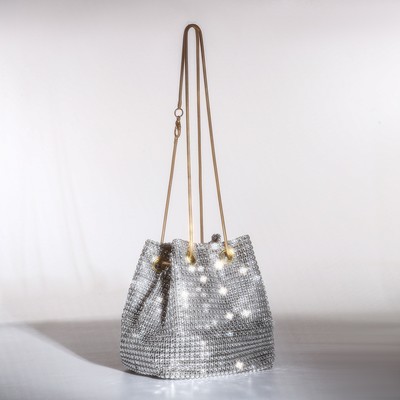 Клатч на затяжке, цвет серый/серебряный