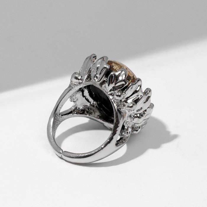 Кольцо "Изыск" овал янтарный, цвет коричнево-чёрный в серебре, безразмерное