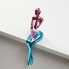 Фигурка настольная полистоун «Человек в наушниках», на полку, розово-голубой, 5.9×9.4×23 см - Фото 2