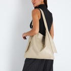 Сумка женская на застёжке, цвет бежевый - фото 23548335