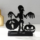 Подсвечник металл на 2 свечи "Хэллоуин. Скелет с тыквами" чёрный 15х14х6 см - Фото 2