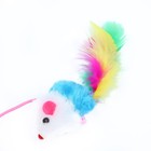 Дразнилка-удочка "Цветная мышка", 32 см, белая/синяя мышь на розовой ручке - фото 7873853