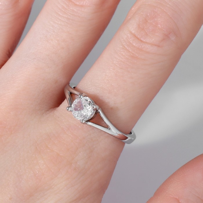 Кольцо "Классика" кристалл минималистичный, цвет белый в серебре, безразмерное