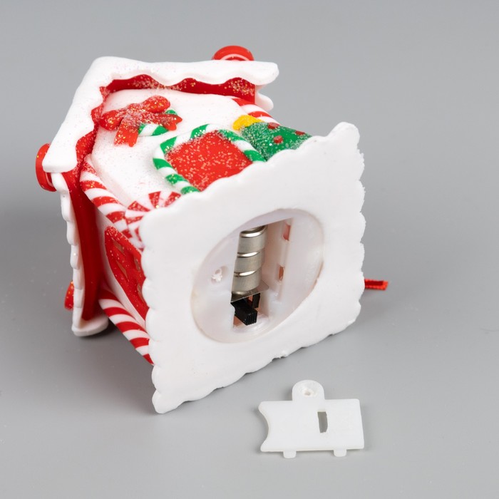 Ёлочная игрушка «Имбирный домик» 6 × 6.8 × 6 см, от батареек, свечение тёплое белое