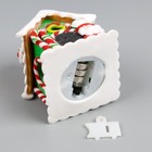 Ёлочная игрушка «Дом Деда Мороза» 6 × 7.8 × 5.5 см, от батареек, свечение тёплое белое - Фото 3