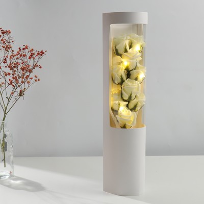 Букет из мыльных лепестков для ванны свет «Белые розы», подарочный, 7×9.5×40 см