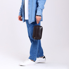 Сумка-клатч мужская на молнии, 2 наружных кармана, 23×5×15 см, тёмно-коричневая - Фото 6