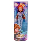 Шарнирная кукла Winx Club «Блум», в джинсах с крыльями, 24 см - фото 300245474