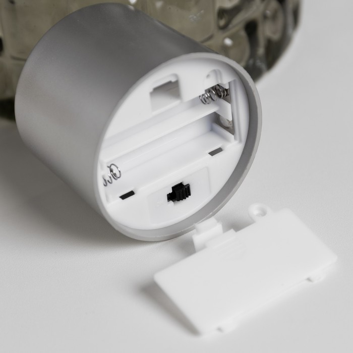 Светодиодная фигура «Свеча серебристая» 6 × 8 × 6 см, пластик, батарейки АААх2 (не в комплекте), свечение тёплое белое
