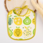 Нагрудник из нетканого полотна с ПВХ покрытием «Яблоки», зеленый, 20×22 см - Фото 1