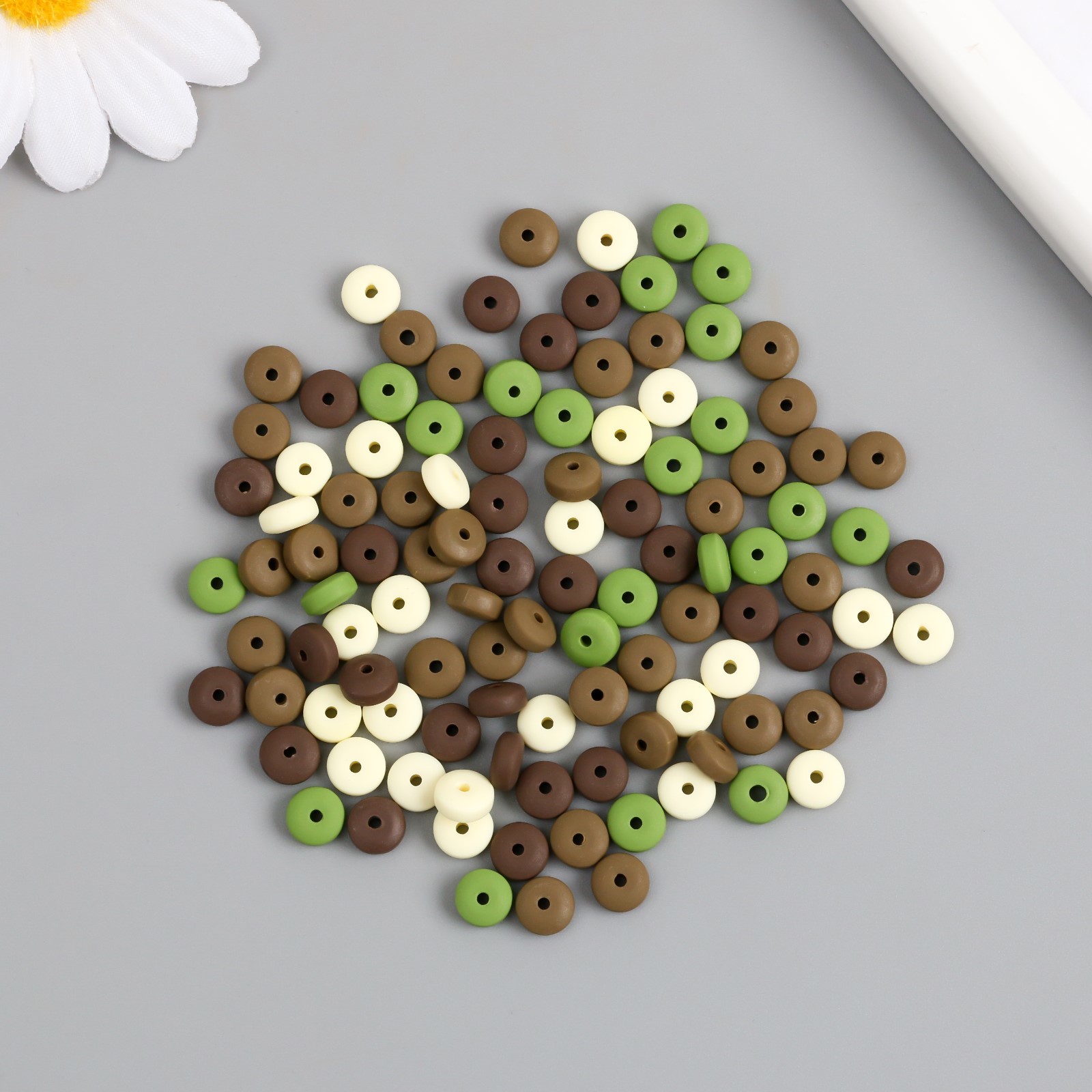 Бусины для творчества PVC \"Колечки. Сосновый бор\" набор 112 шт 0,7х0 ...