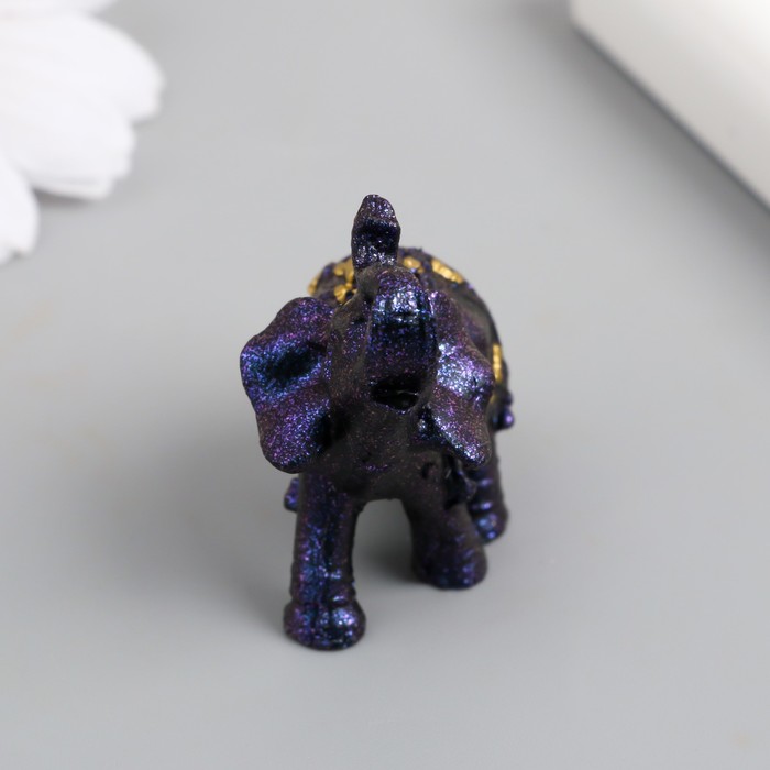 Сувенир полистоун "Сине-фиолетовый слон с попоной и золотом" 4х2х4 см