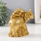 Нэцке золото полистоун "Жаба на слоне с монетами" 12х6,8х11,2 см - фото 8101638