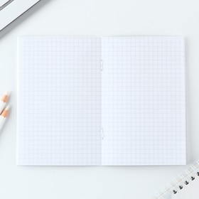 Блокнот А6, 32 л в клетку «Девочка с косичками»