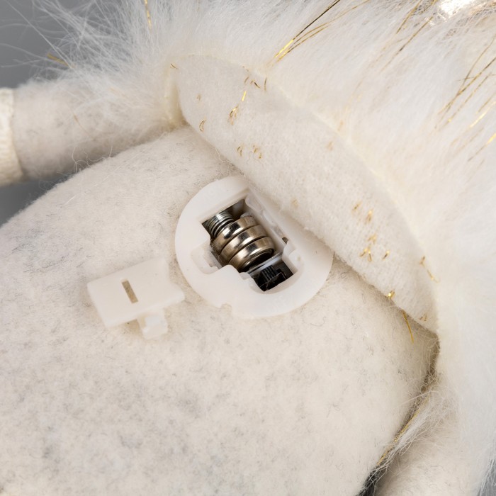 Светодиодная фигура «Гном белый» 20 × 24 × 10 см, текстиль, батарейки AG10х3, свечение тёплое белое