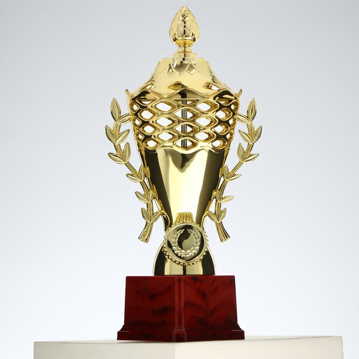 Кубок 184B, наградная фигура, золото, подставка пластик, 24,5 × 10,7 × 7,7 см. - фото 1909407745