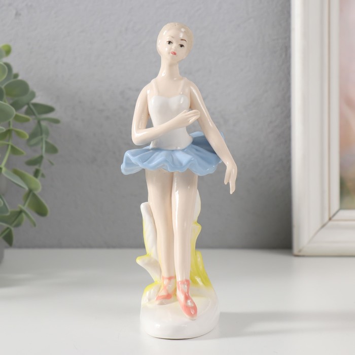 Сувенир керамика "Балерина в голубой юбке" 6х7х16 см - Фото 1