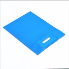 Пакет полиэтиленовый с вырубной ручкой, Лазурный 30-40 См, 50 мкм - Фото 3