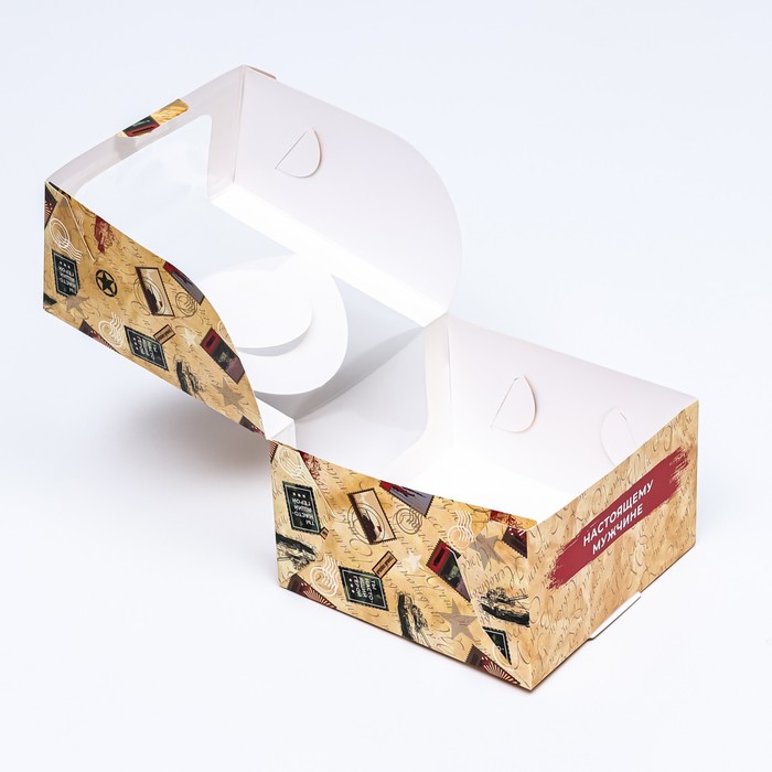 Коробка под бенто-торт с окном "Самому сильному", 14 х 14 х 8 см