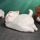 Копилка "Кот толстяк на животе" белый, 10х18х9см - Фото 3