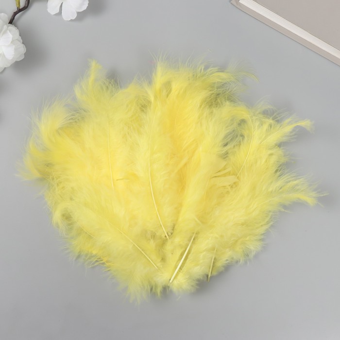 Перо декоративное гусиное пуховое "Жёлтое" набор 40 шт h=10-15 см - Фото 1