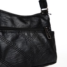 Сумка женская кросс-боди на молнии, 19×9×14 см, со стёжкой, чёрная - Фото 5