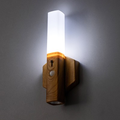 Бра с датчиком движения «Юник» LED от батареек 3хААА 9.5×3×20 см