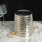 УЦЕНКА Ведро для льда из нержавеющей стали «Чеканный», 5.2 л, 25×20×20.5 см, золотые ручки - Фото 4