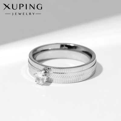 Кольцо XUPING рельеф, цвет белый в серебре, размер 18