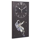 Часы-картина настенные "Космонавт", плавный ход, 35 х 60 см, АА - фото 8897127