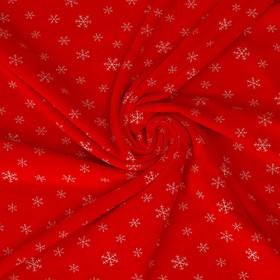 Лоскут Велюр на красном фоне, белые снежинки, 100 × 180 см