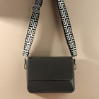 Ручка для сумки «Орнамент греческий», стропа, с карабинами, 139 ± 3 × 3,8 см, цвет чёрно-белый - фото 8514974